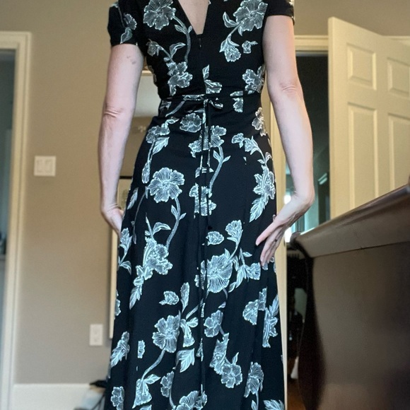 Le Chateau dress - size 6 - Picture 3 of 4